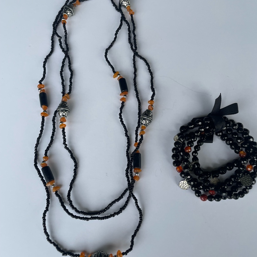 Elegant Black and Orange Beaded Necklace and Bracelet Set